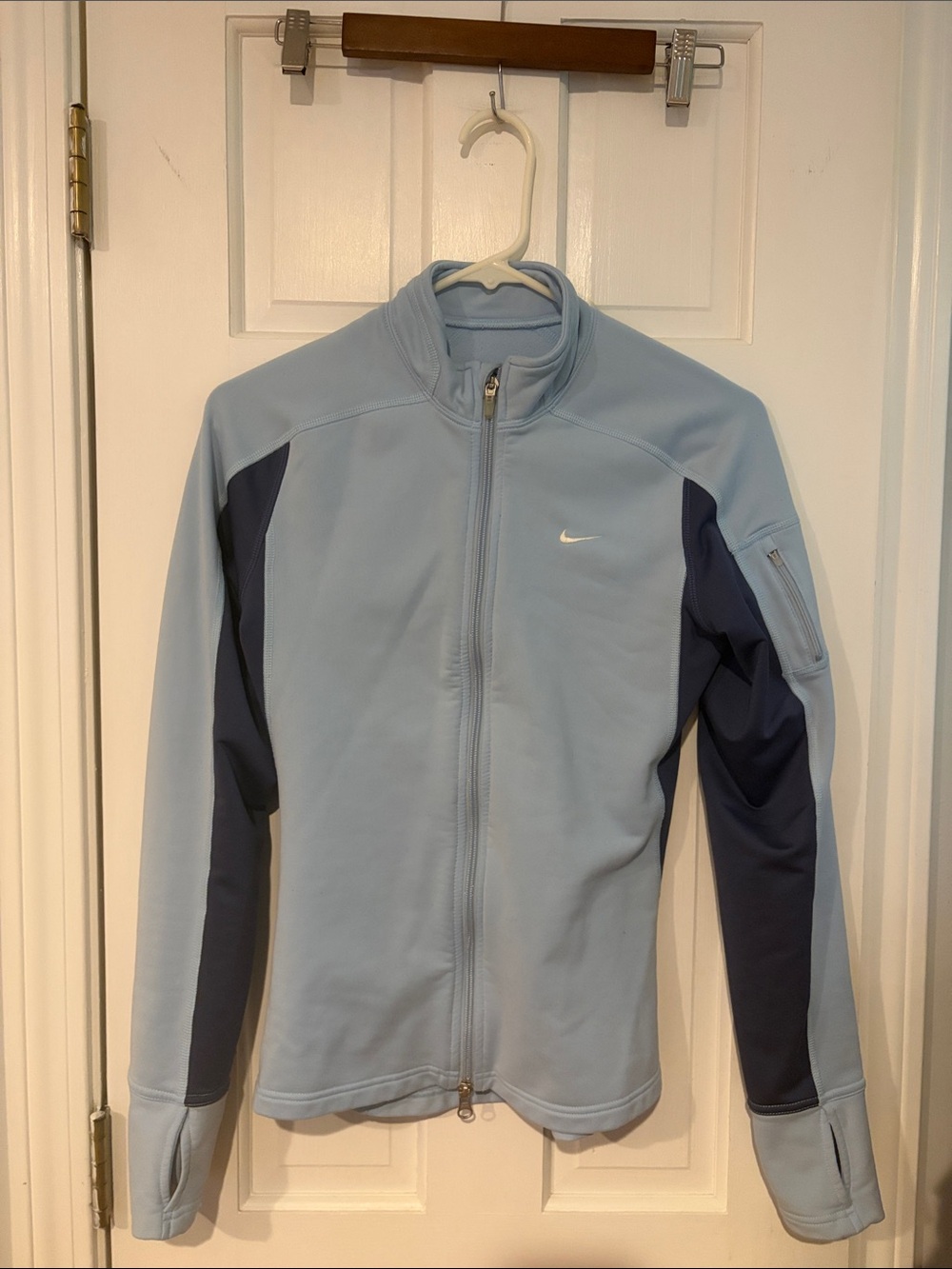Nike Light Blue and Navy Full-Zip Track Jacket Size Small